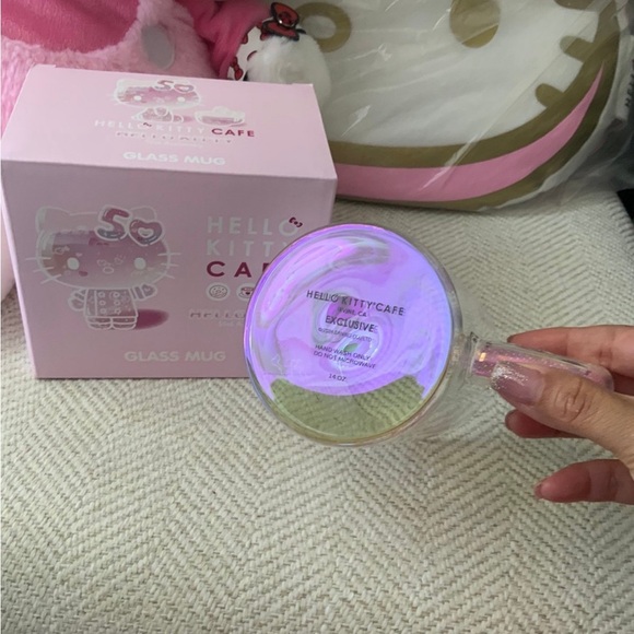 Hello kitty mug 50th anniversary special edition - Picture 4 of 7